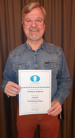 Erfolgreicher Abschluss! Prof. Winfried Wadsack ist Internationaler Schiedsrichter